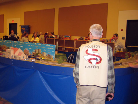 S scale at the show